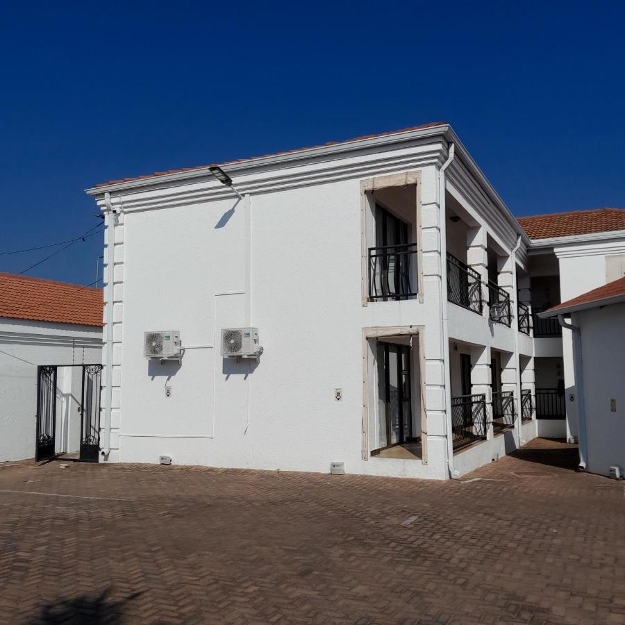 The Shamrock Hotel Polokwane Exterior photo